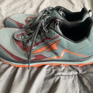 Altra Lone Peak 5